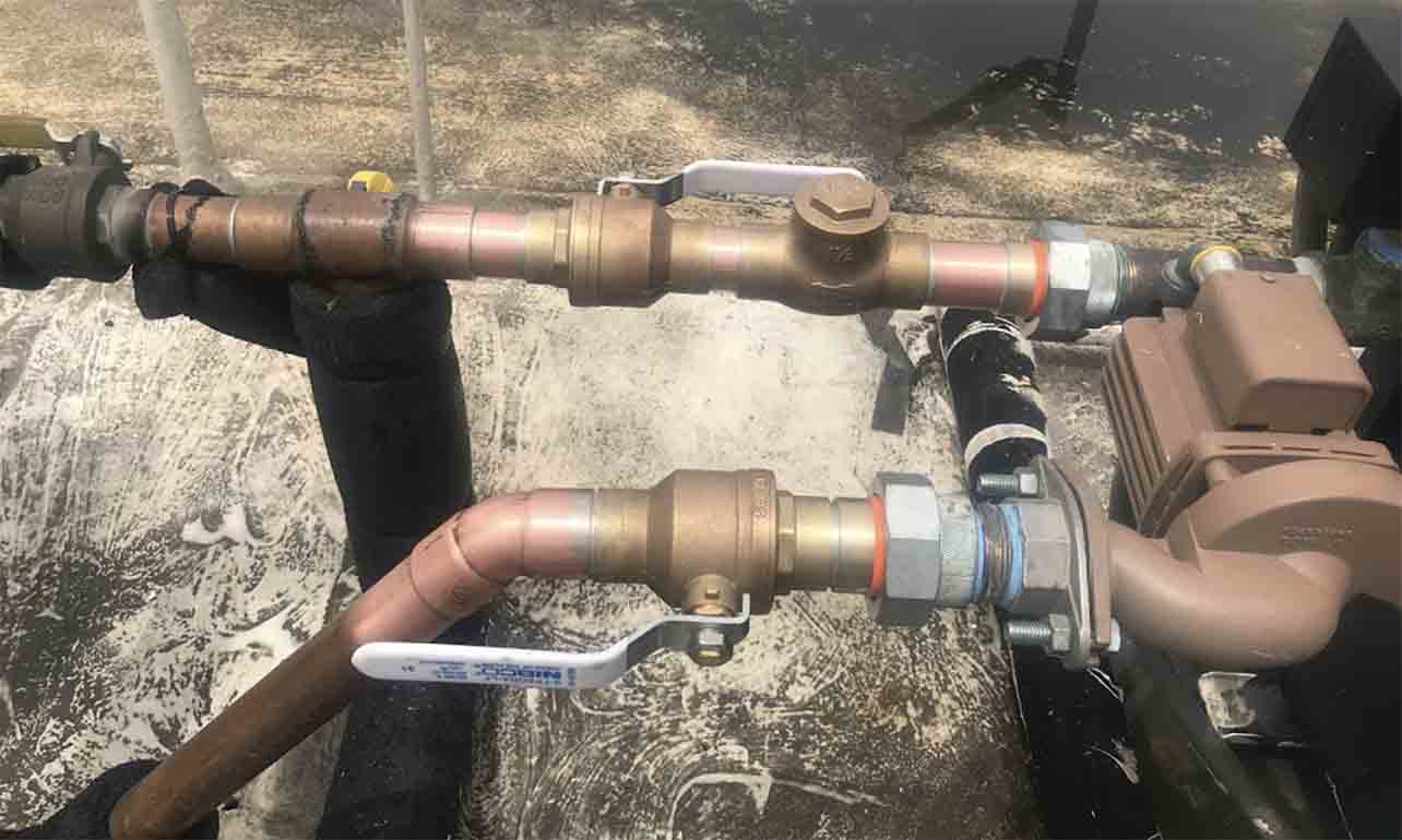 How You Can Check Your Gas Line on Your Own